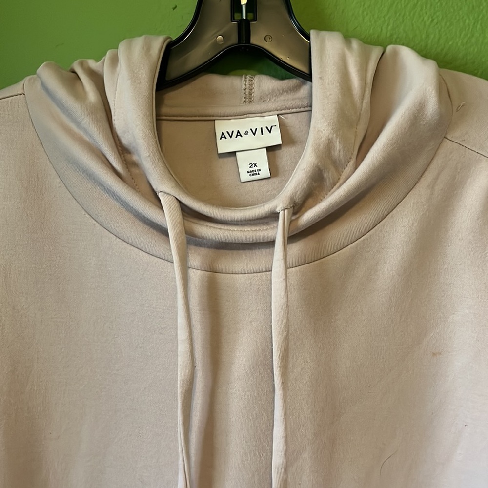 Hoodie - Picture 4 of 5
